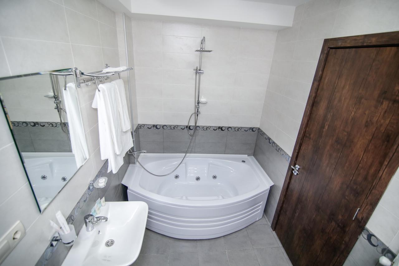 Hills Hotel تبليسي المظهر الخارجي الصورة